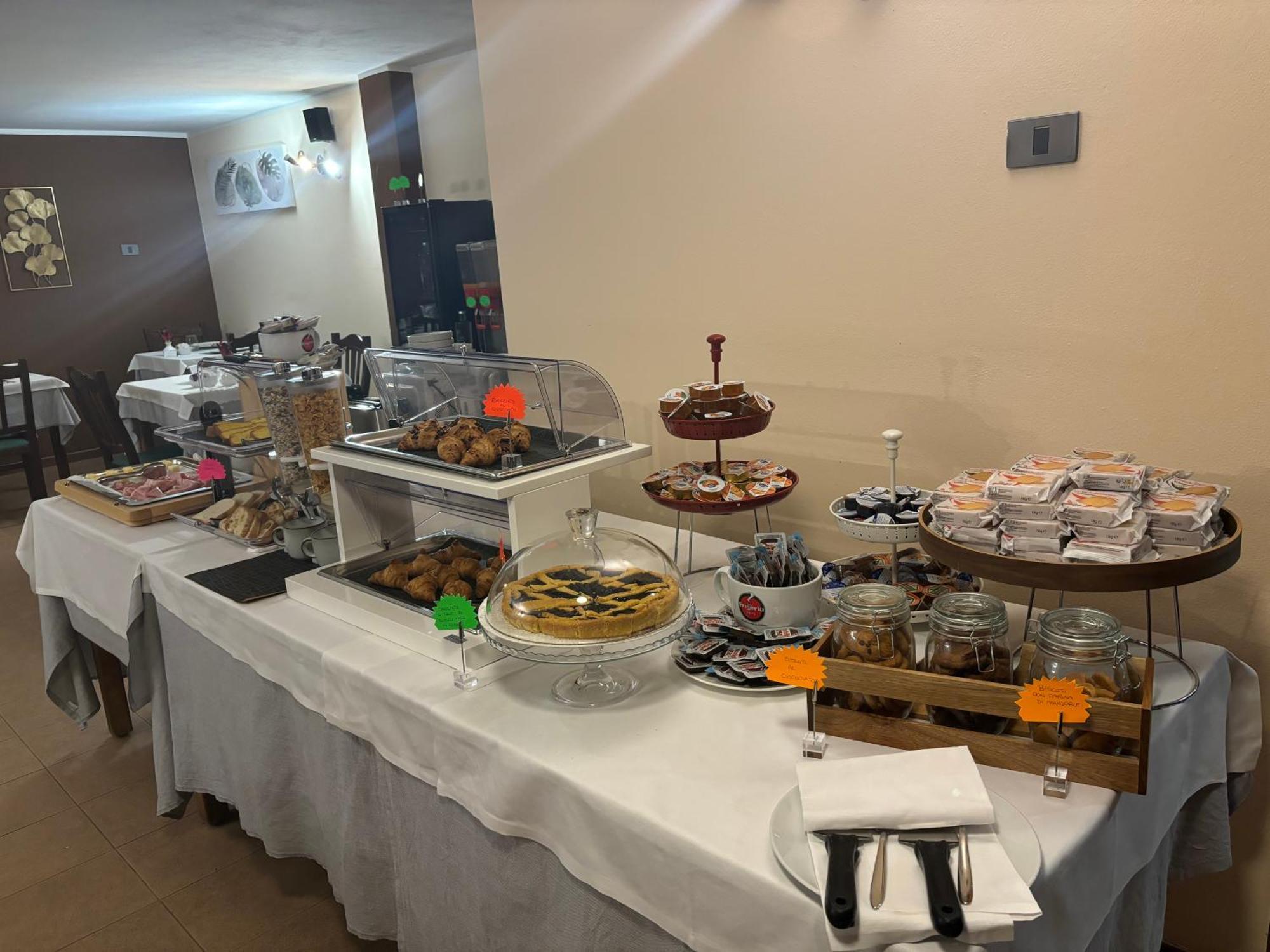Villa Nasti Hotel Ristorante Canzo 外观 照片