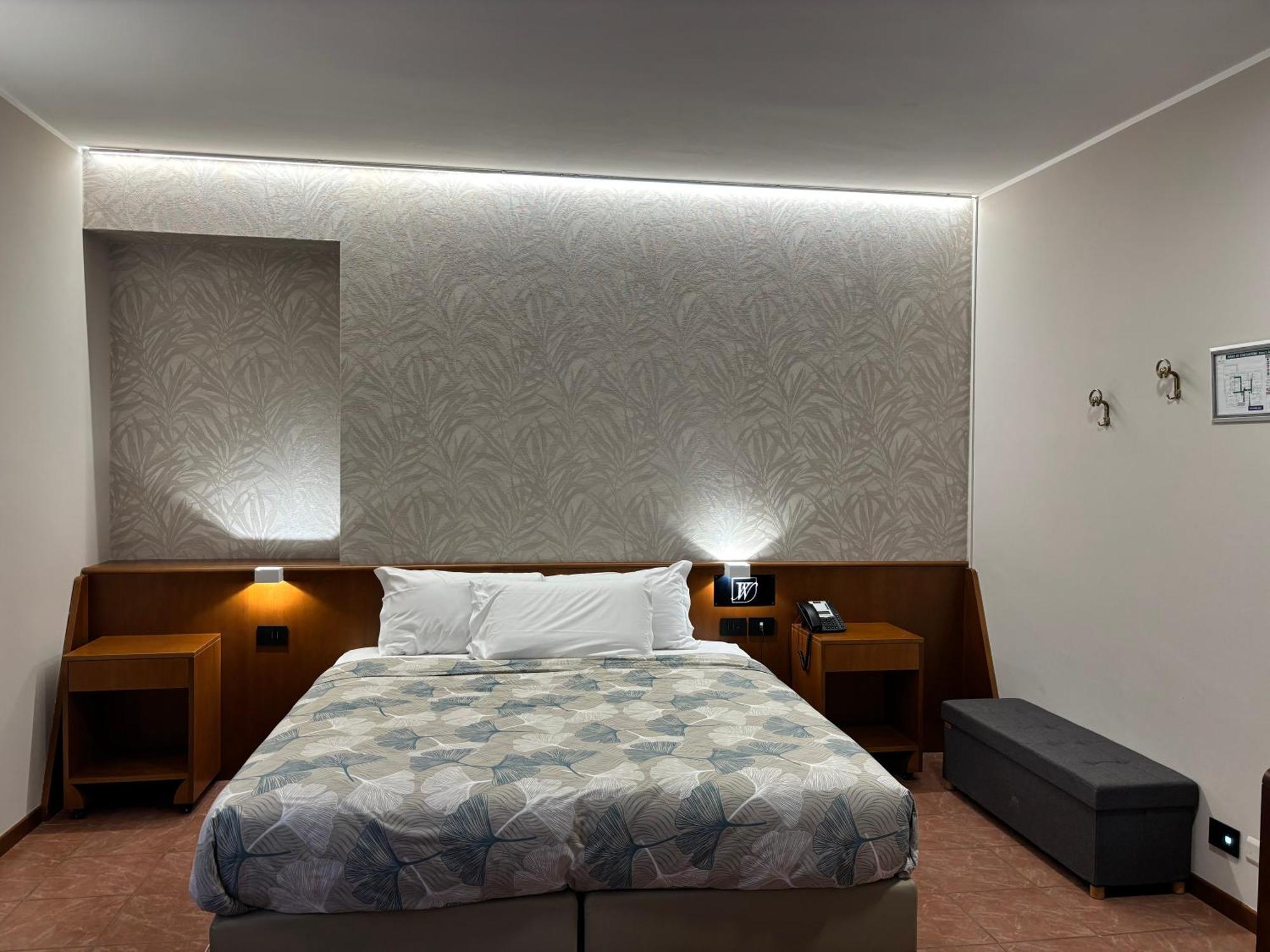 Villa Nasti Hotel Ristorante Canzo 外观 照片