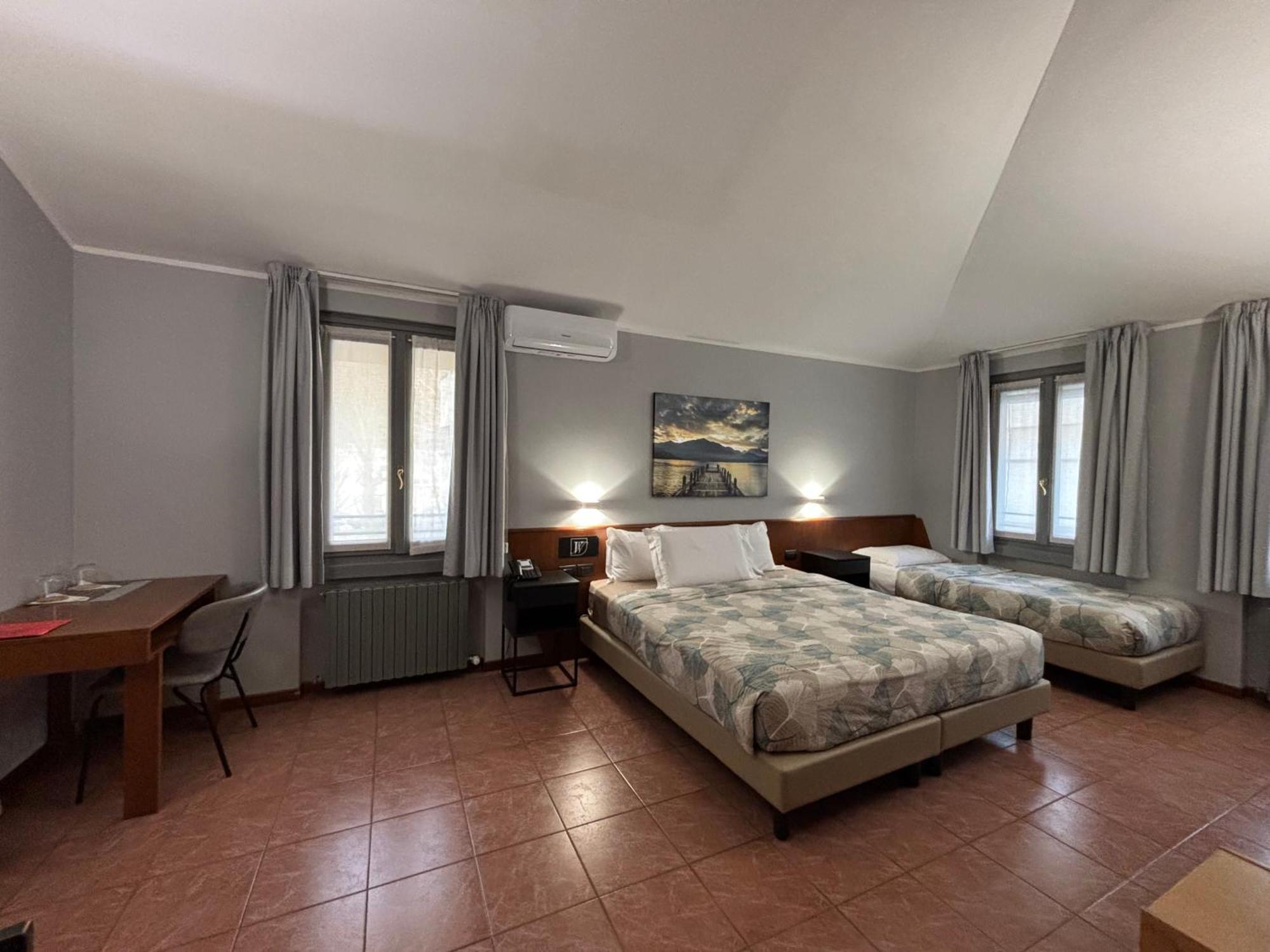 Villa Nasti Hotel Ristorante Canzo 外观 照片